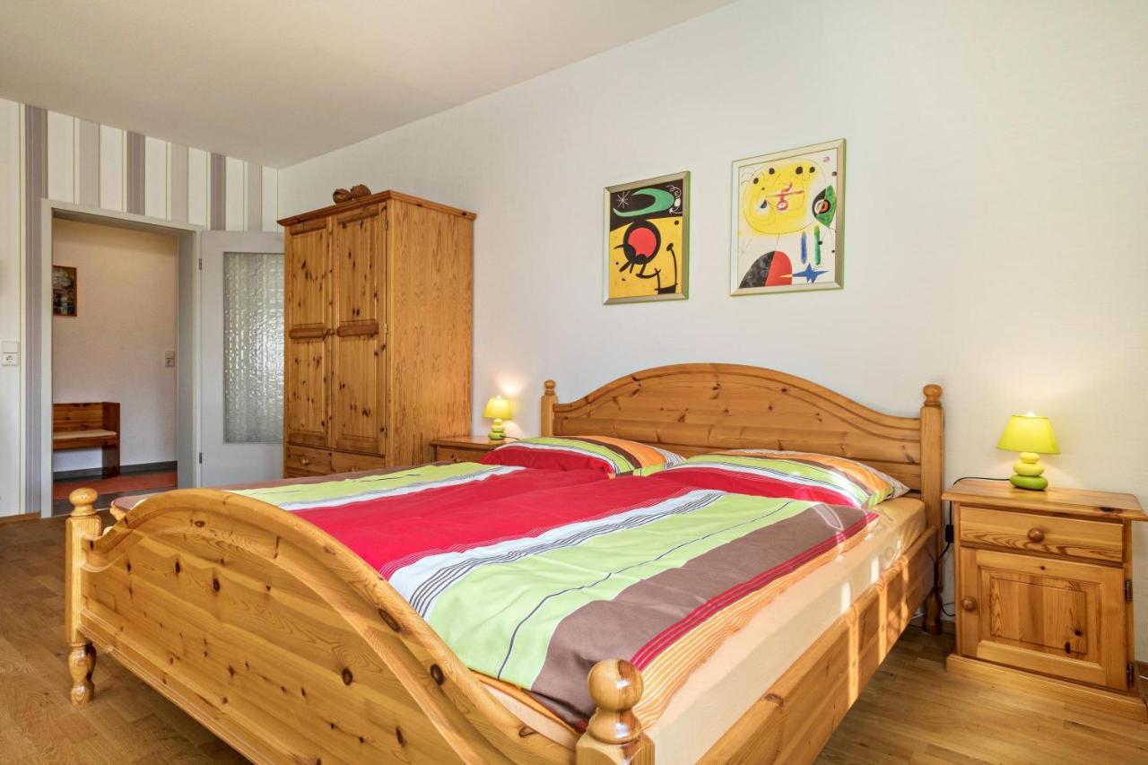 Ferienwohnung Am Schloss Heiligenborn Esterno foto